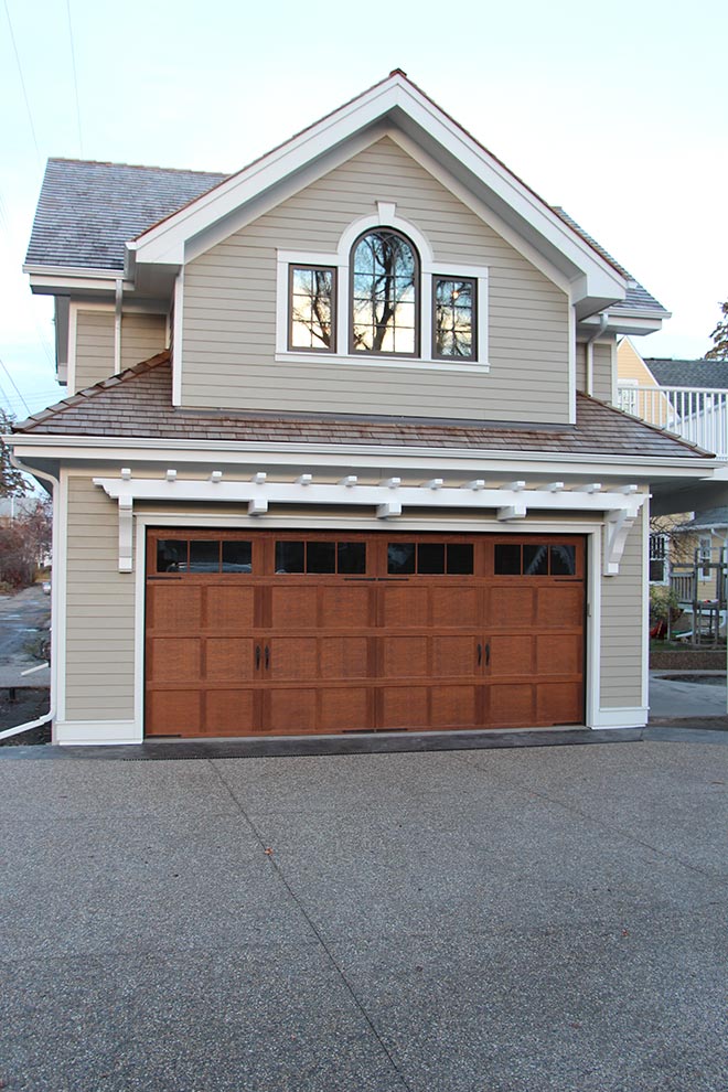 Garage Edmonton, AB McLeod Creek Timber Frame Company